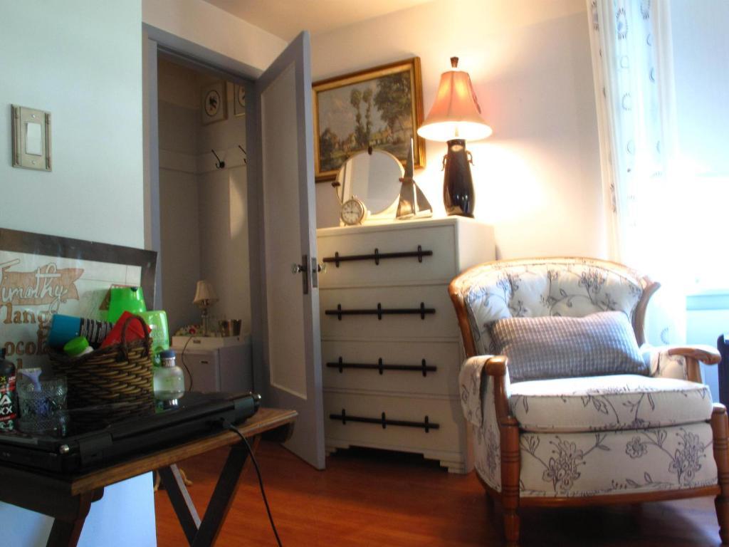 Omstead'S On Erie B&B Wheatley Chambre photo